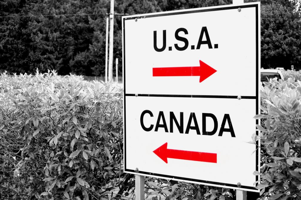 Sign at the Canada-USA border
